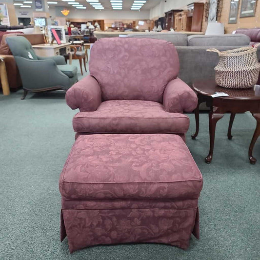 CHAIR WITH OTTOMAN BLH