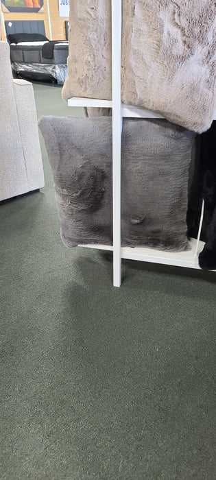 GARILAND PILLOW GRAY