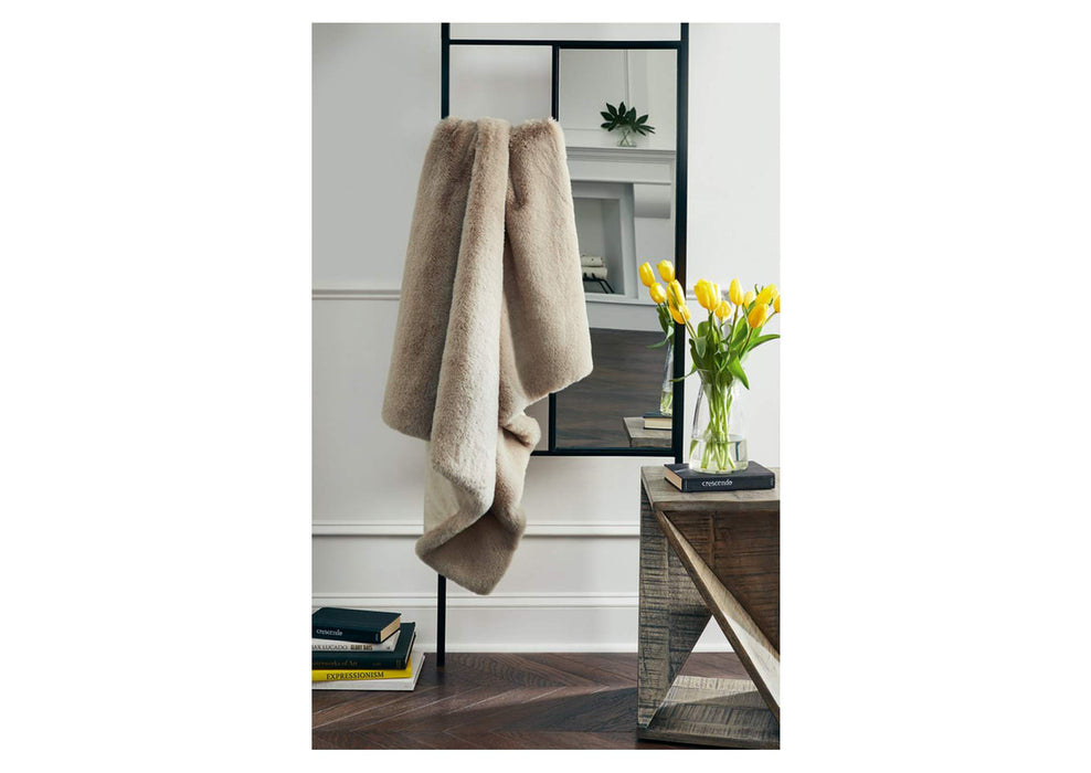 GARILAND TAUPE THROW