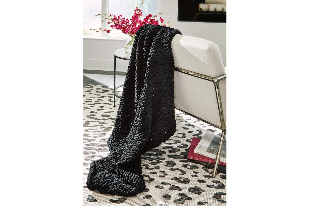 CHADDON THROW BLACK
