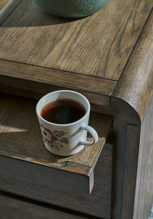 JENSWORTH ACCENT TABLE