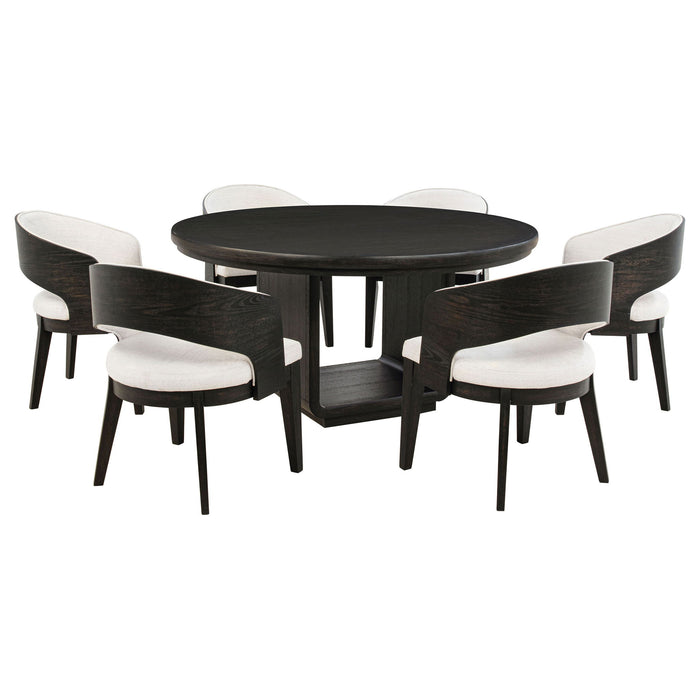 Bangor - Round Dining Table Set With Arm Chairs