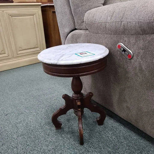 ACCENT TABLE -AS IS- K Rock's Consign Furniture Reno