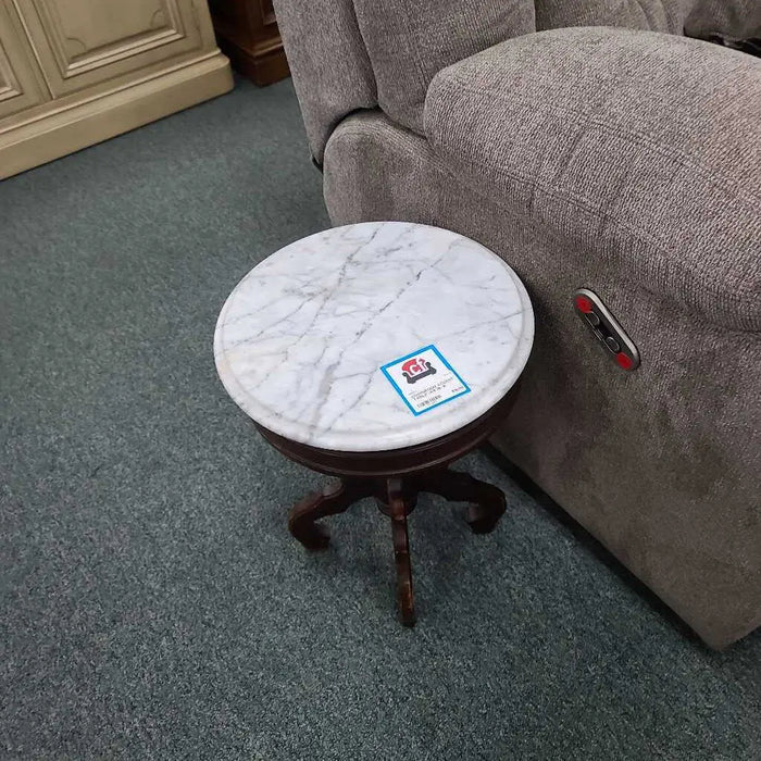ACCENT TABLE -AS IS- K Rock's Consign Furniture Reno