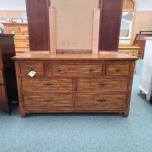 BASSETT DRESSER BIH Rock's Consign Furniture Reno