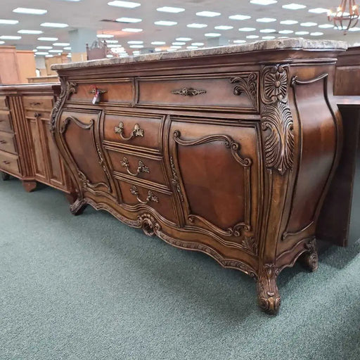 BUFFET LCH Rock's Consign Furniture Reno