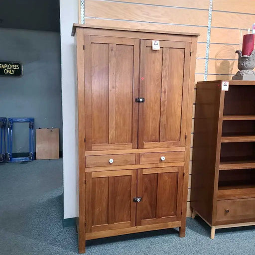 CABINET BKH Rock's Consign Furniture Reno