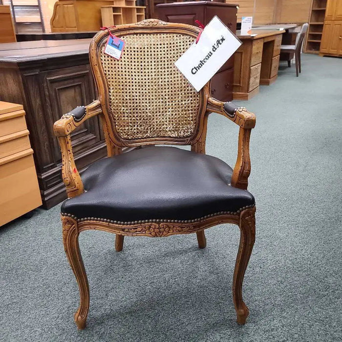 CHATEAU D'AX ACCENT CHAIR KC Rock's Consign Furniture Reno