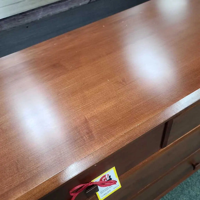 CHEST OF DRAWERS BAL Rock's Consign Furniture Reno