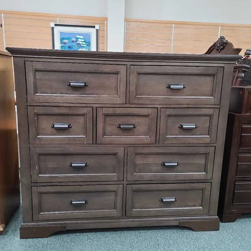 CHEST OF DRAWERS BIH Rock's Consign Furniture Reno
