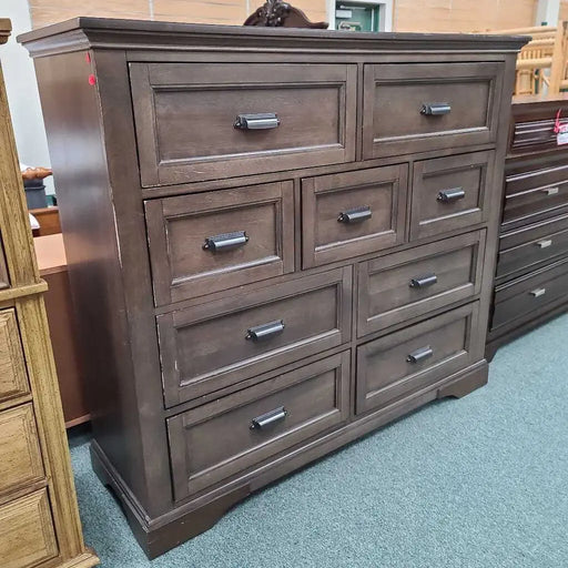 CHEST OF DRAWERS BIH Rock's Consign Furniture Reno