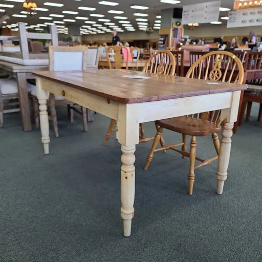 ETHAN ALLEN DIING TABLE BIH Rock's Consign Furniture Reno