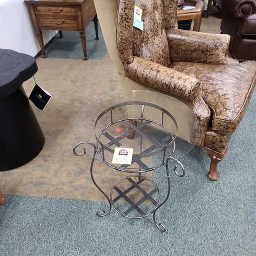 GLASS ACCENT TABLE BI Rock's Consign Furniture Reno