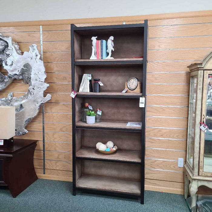 MARY LOU CUBE BOOKCASE