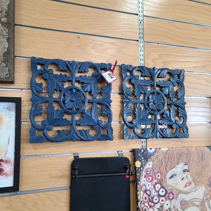 SET OF 2 BLUE SQ WALL DECOR BL