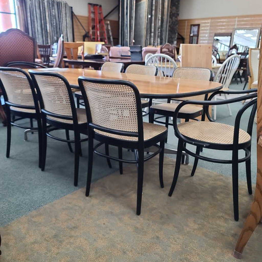 SET OF 8 CHAIRS KCH