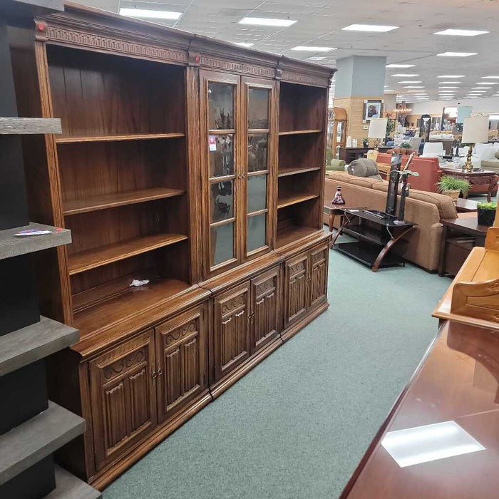 6PC BOOKSHELF BIH