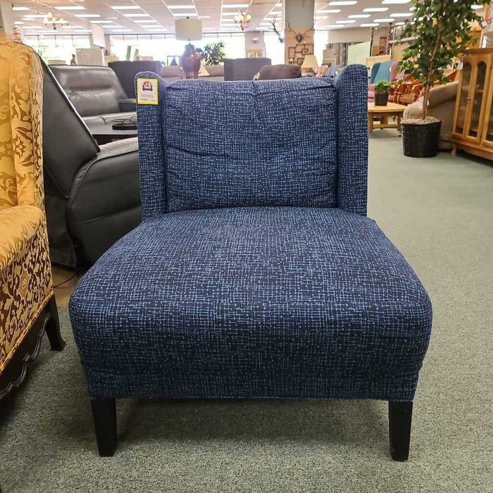 BLUE ACCENT CHAIR TH