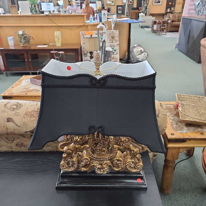 GOLD LION LAMP CI