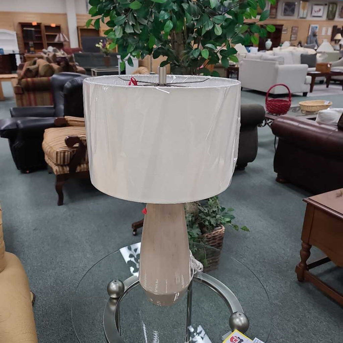 UTTERMOST TABLE LAMP CI