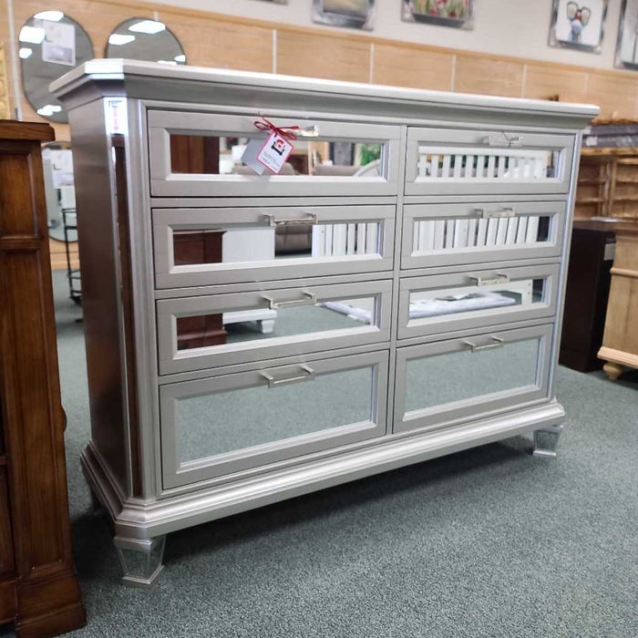 LINDENFIELD DRESSER
