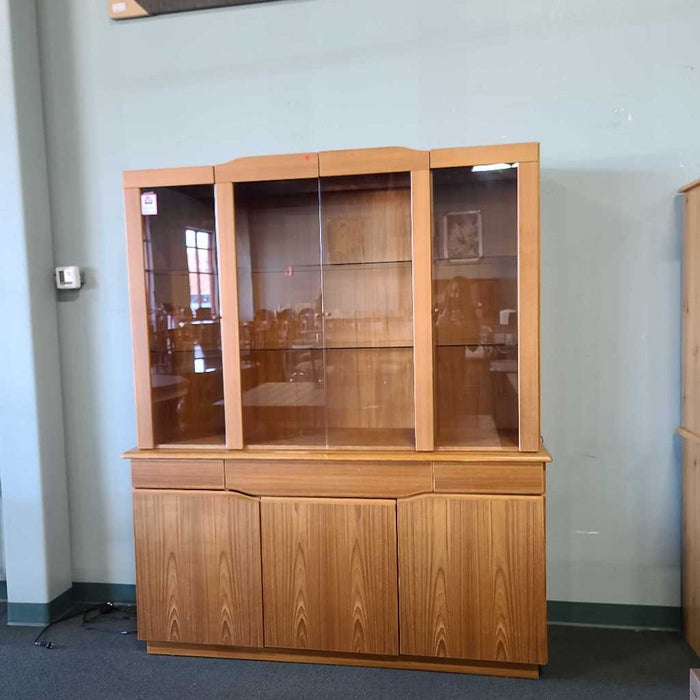 CHINA HUTCH ASH