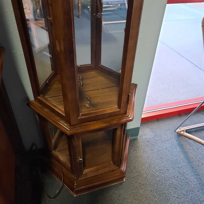 CURIO CABINET ML