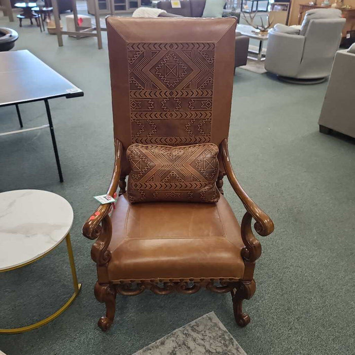 ACCENT CHAIR BKH