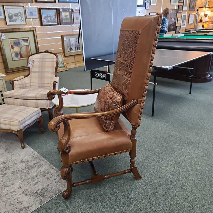 ACCENT CHAIR BKH