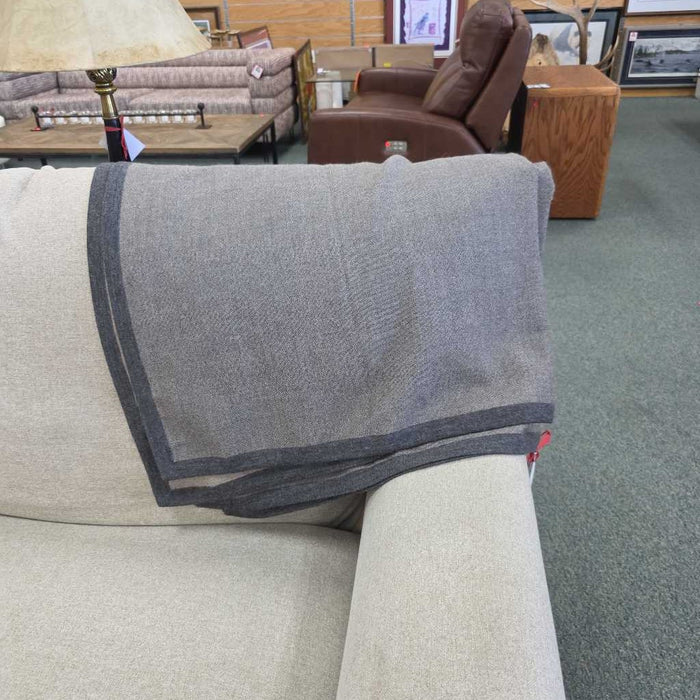 THROW BLANKET CI 821001RHTJAI