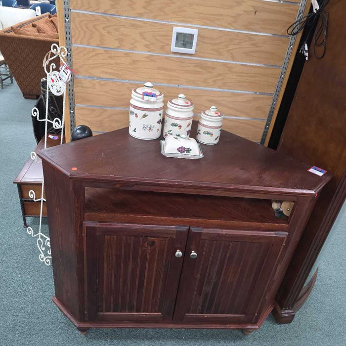 CORNER CABINET ML