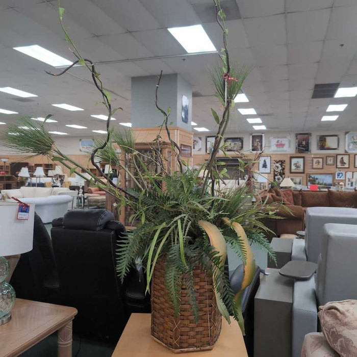 VASE WITH SILK PLANT KL