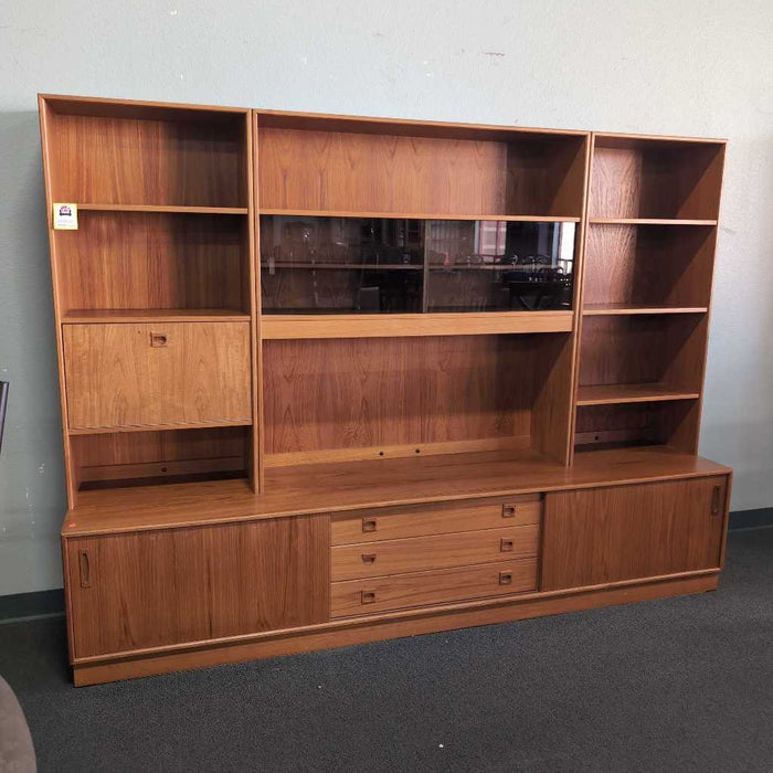 TEAK WALL UNIT BAHH