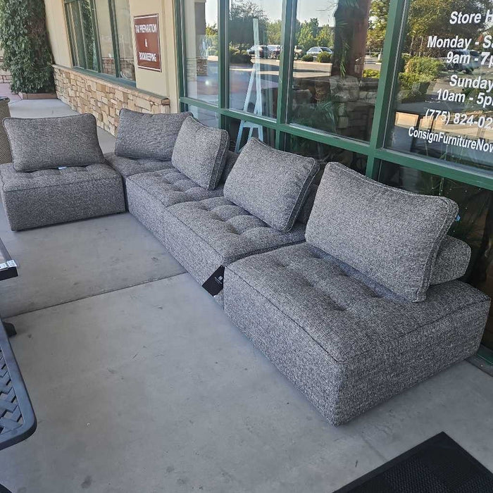 BREE ZEE 5PC SECTIONAL
