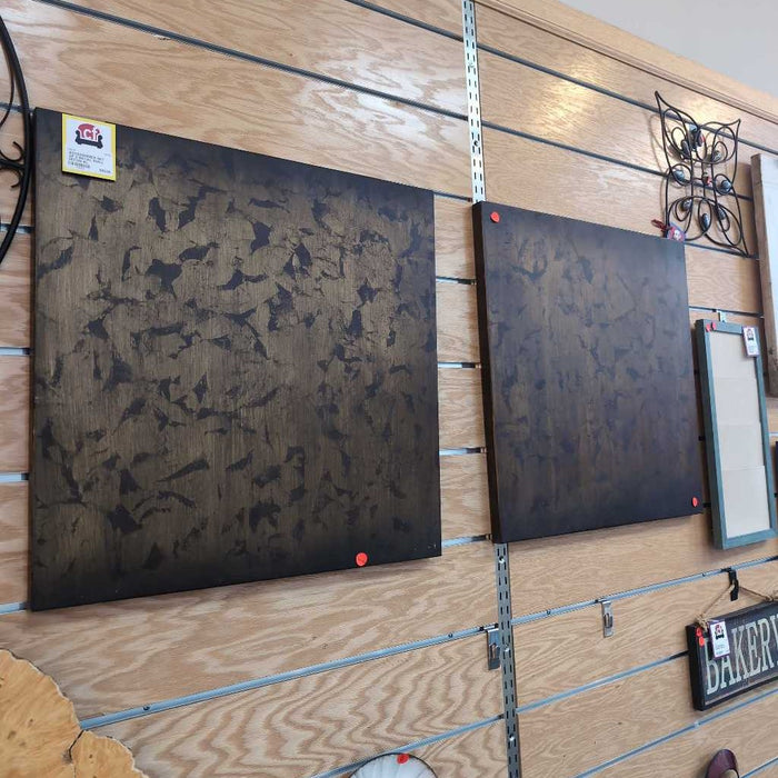 SET OF 2 METAL WALL DECOR KL