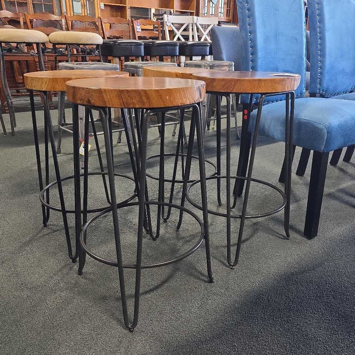 SET OF 4 CRATE AND BARREL STOOLS LSH