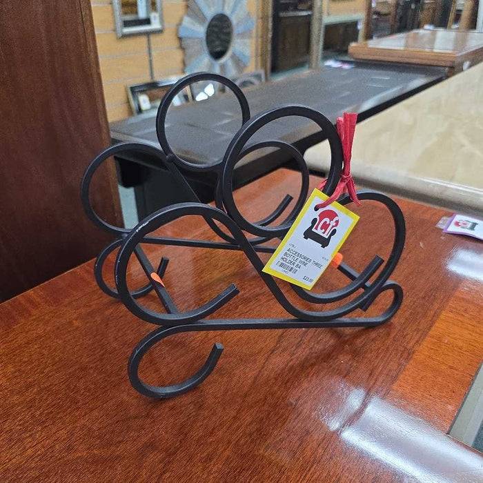 THREE BOTTLE WINE HOLDER BA