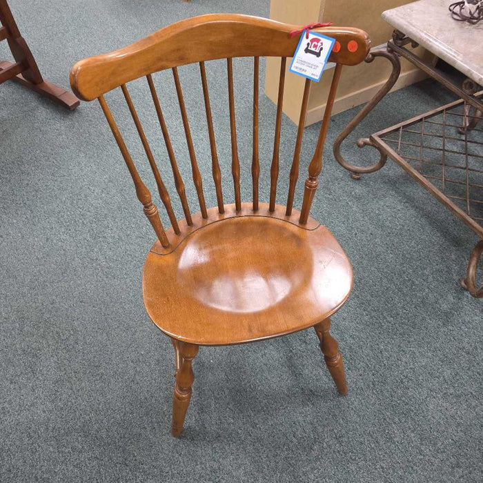 WOOD ACCENT CHAIR AT