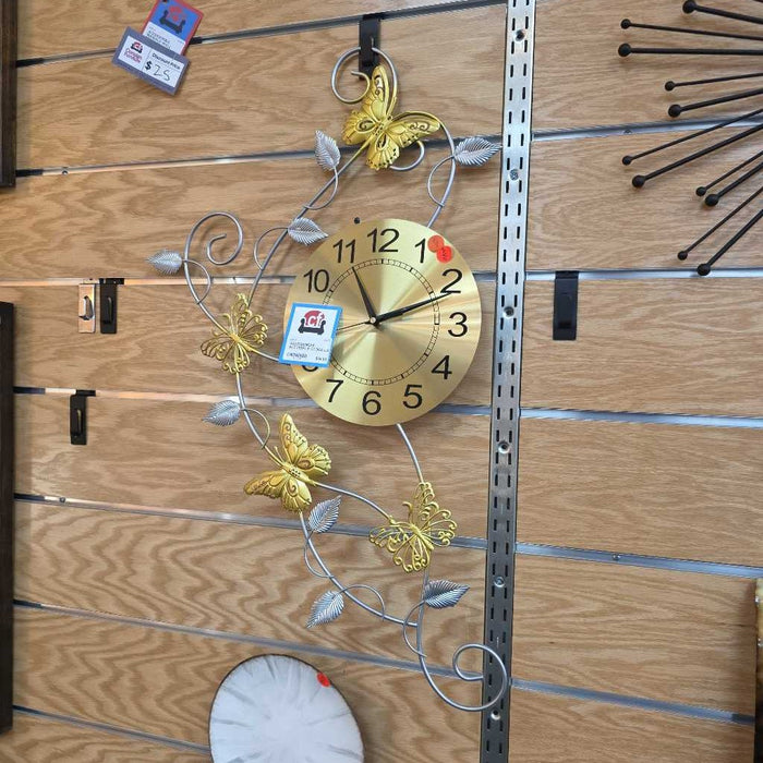 BUTTERFLY CLOCK LS