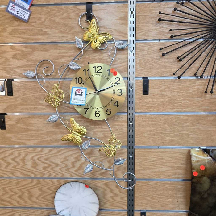 BUTTERFLY CLOCK LS