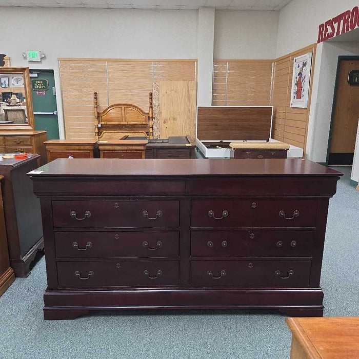 CHEST OF DRAWERS BTK