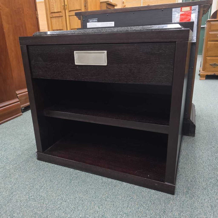 MICHAEL WEISS NIGHTSTAND BCA