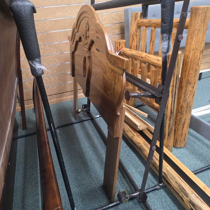 HEADBOARD WITH METAL FRAME AT