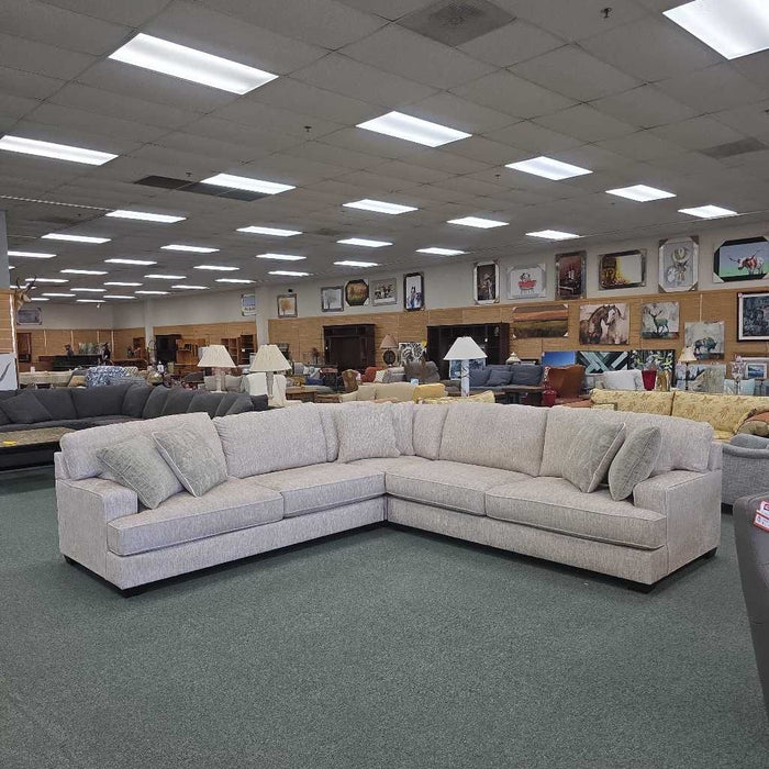 RAWCLIFFE 3-PIECE SECTIONAL