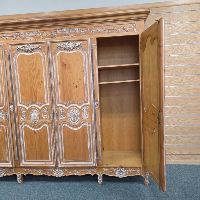 ARMOIRE TMK