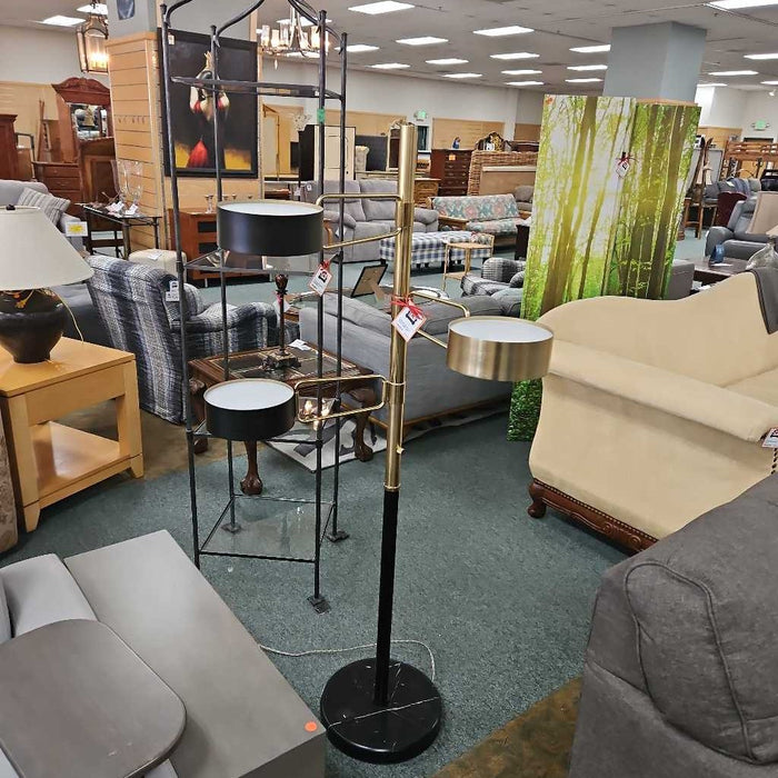 BLACK & GOLD LAMP LAH