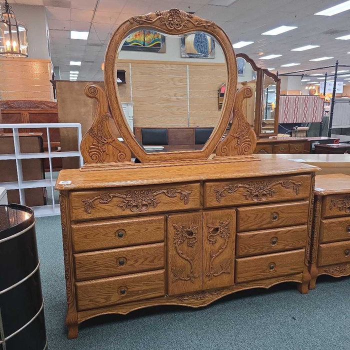 DRESSER WITH MIRROR BTK