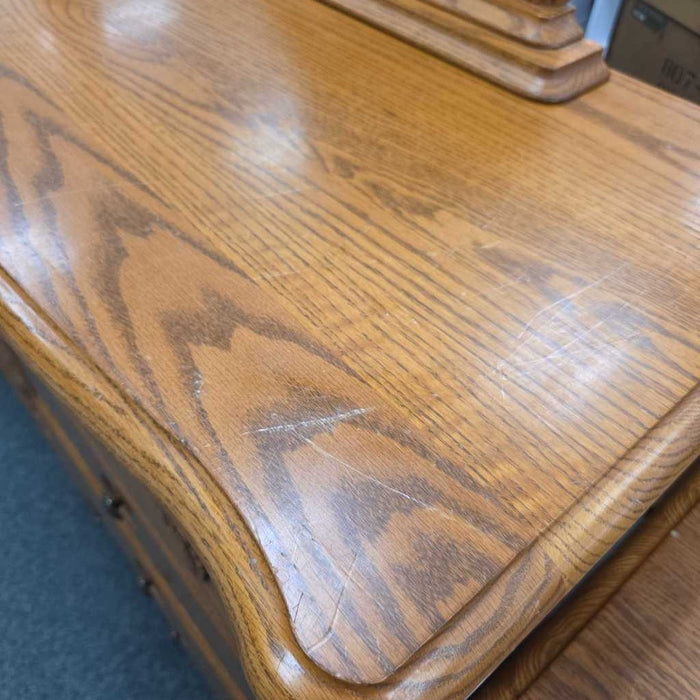 DRESSER WITH MIRROR BTK