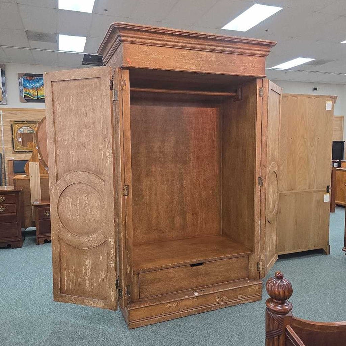 ARMOIRE KLH