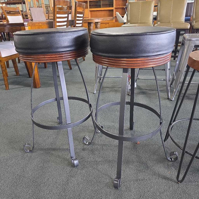SET OF 2 STOOLS BAH